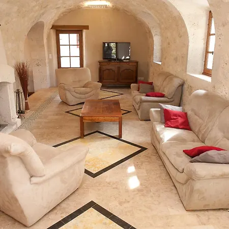 Du Domaine D'orion Ferienhaus *