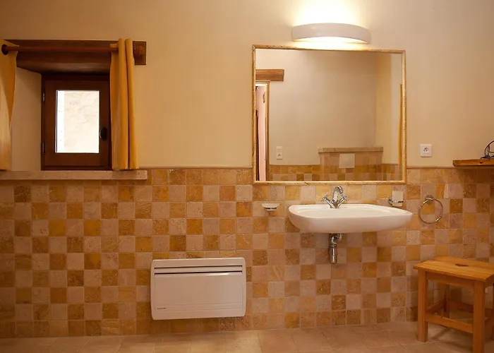 Du Domaine D'orion * Castelnau-sur-lʼAuvignon